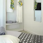 Daire Seaside Dream View-private Beachfront Terrace Meta