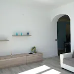 Daire Seaside Dream View-private Beachfront Terrace