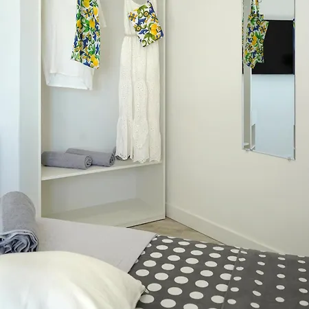 Апартаменты Seaside Dream View Мета