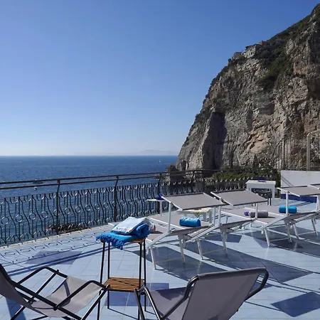 Seaside Dream View-private Beachfront Terrace Διαμέρισμα Meta